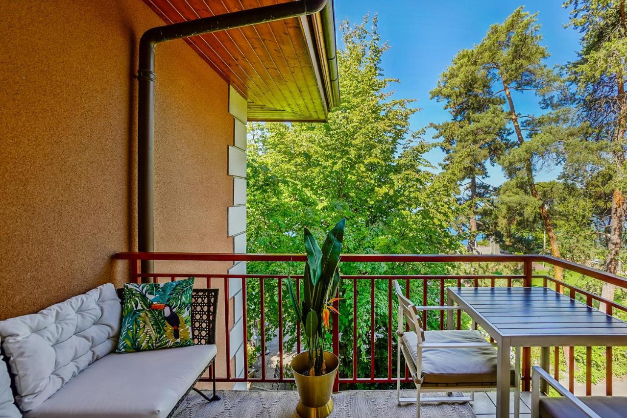 L'eden With A Balcony - View * Montreux